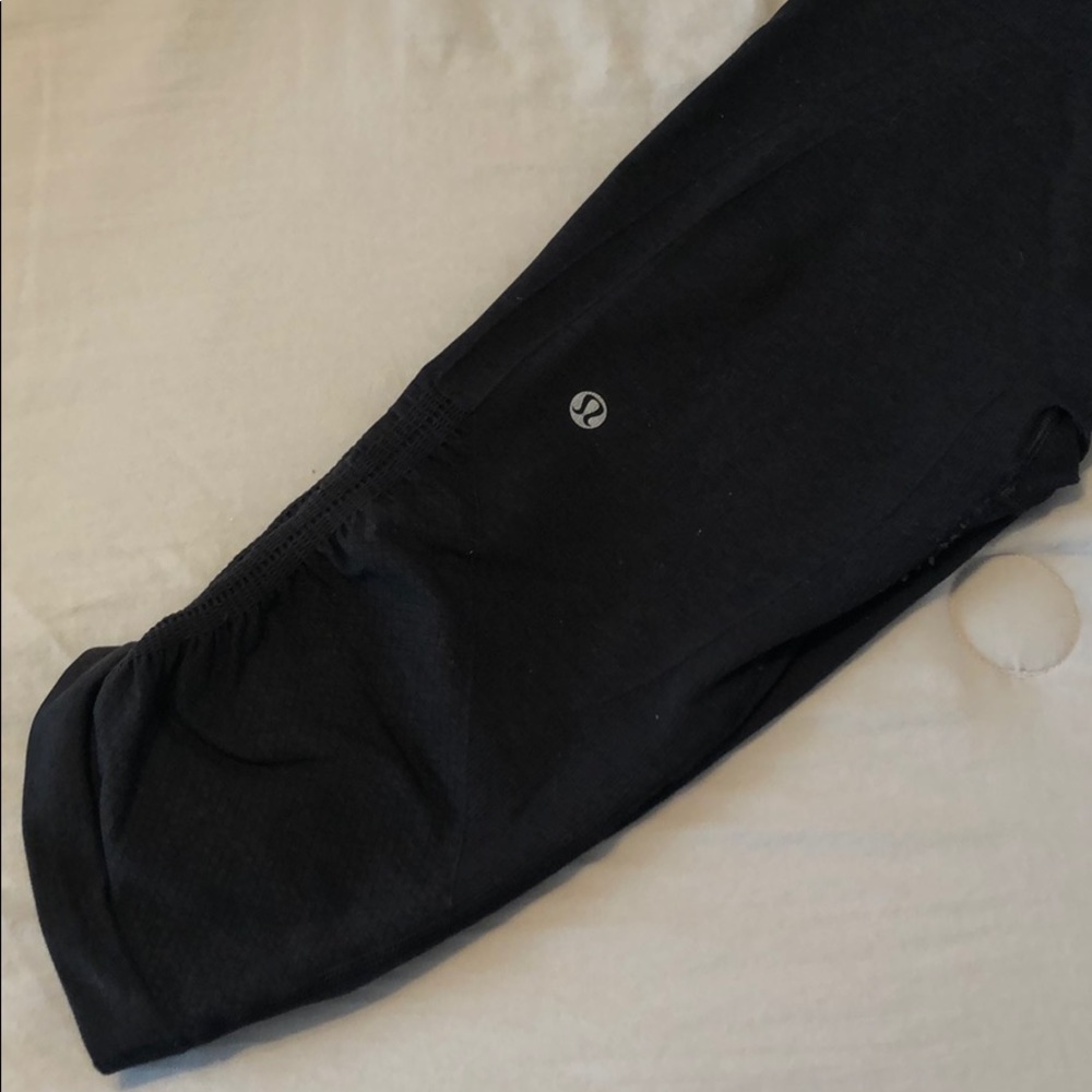 Black Lululemon Crop Leggings